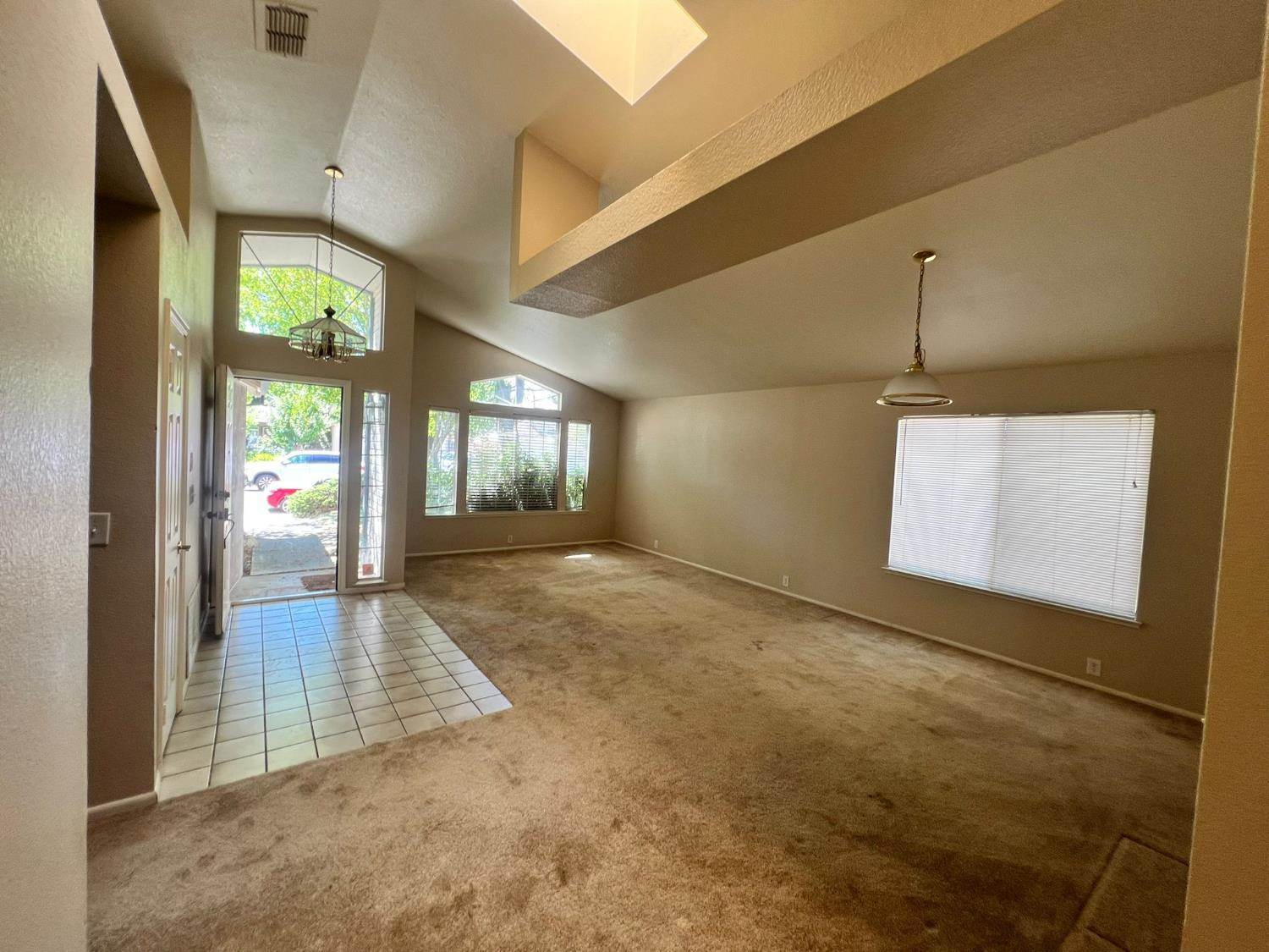 8459 Pastori Way, Sacramento, CA 95828