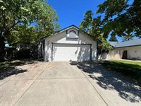 8459 Pastori Way, Sacramento, CA 95828