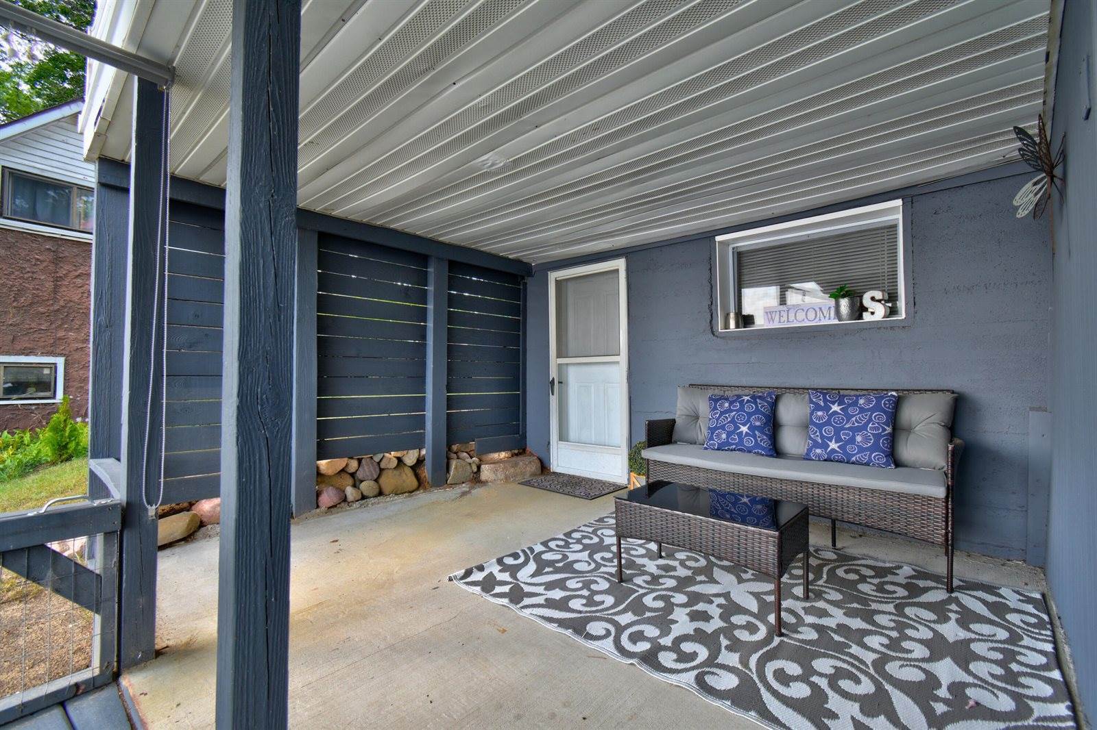 551 North Rock Lake Drive, Vestaburg, MI 48891