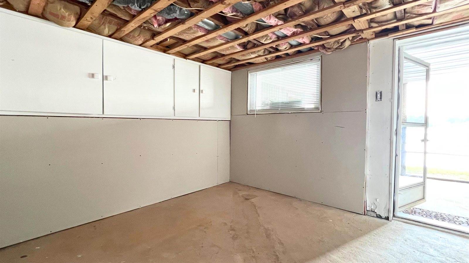 551 North Rock Lake Drive, Vestaburg, MI 48891