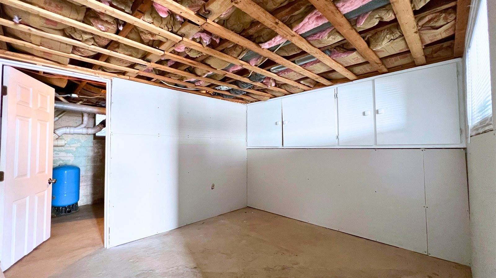 551 North Rock Lake Drive, Vestaburg, MI 48891