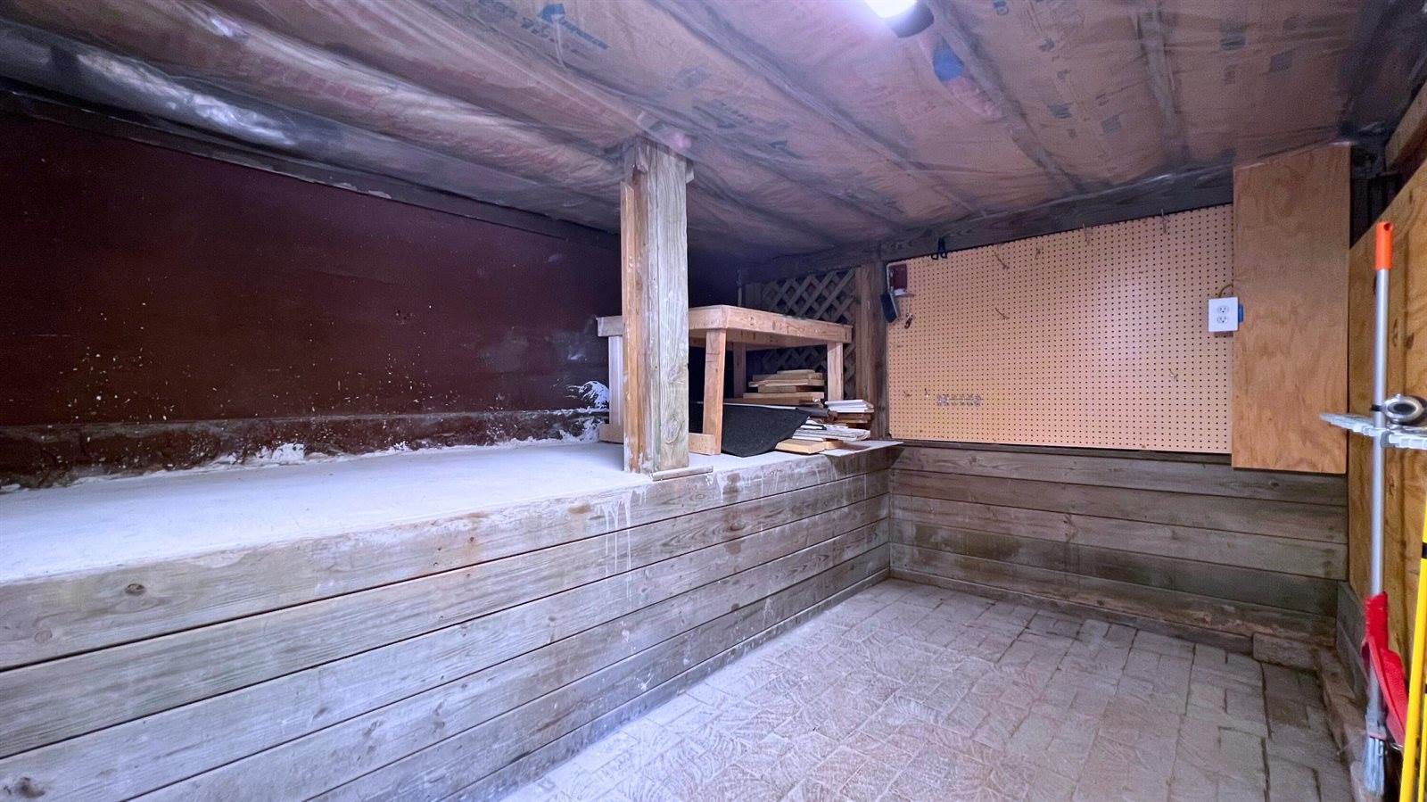 551 North Rock Lake Drive, Vestaburg, MI 48891