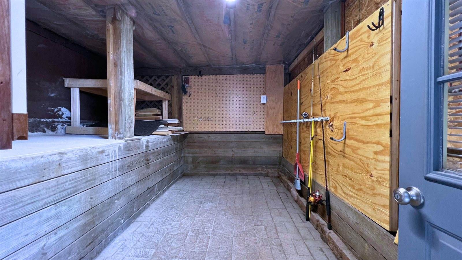 551 North Rock Lake Drive, Vestaburg, MI 48891