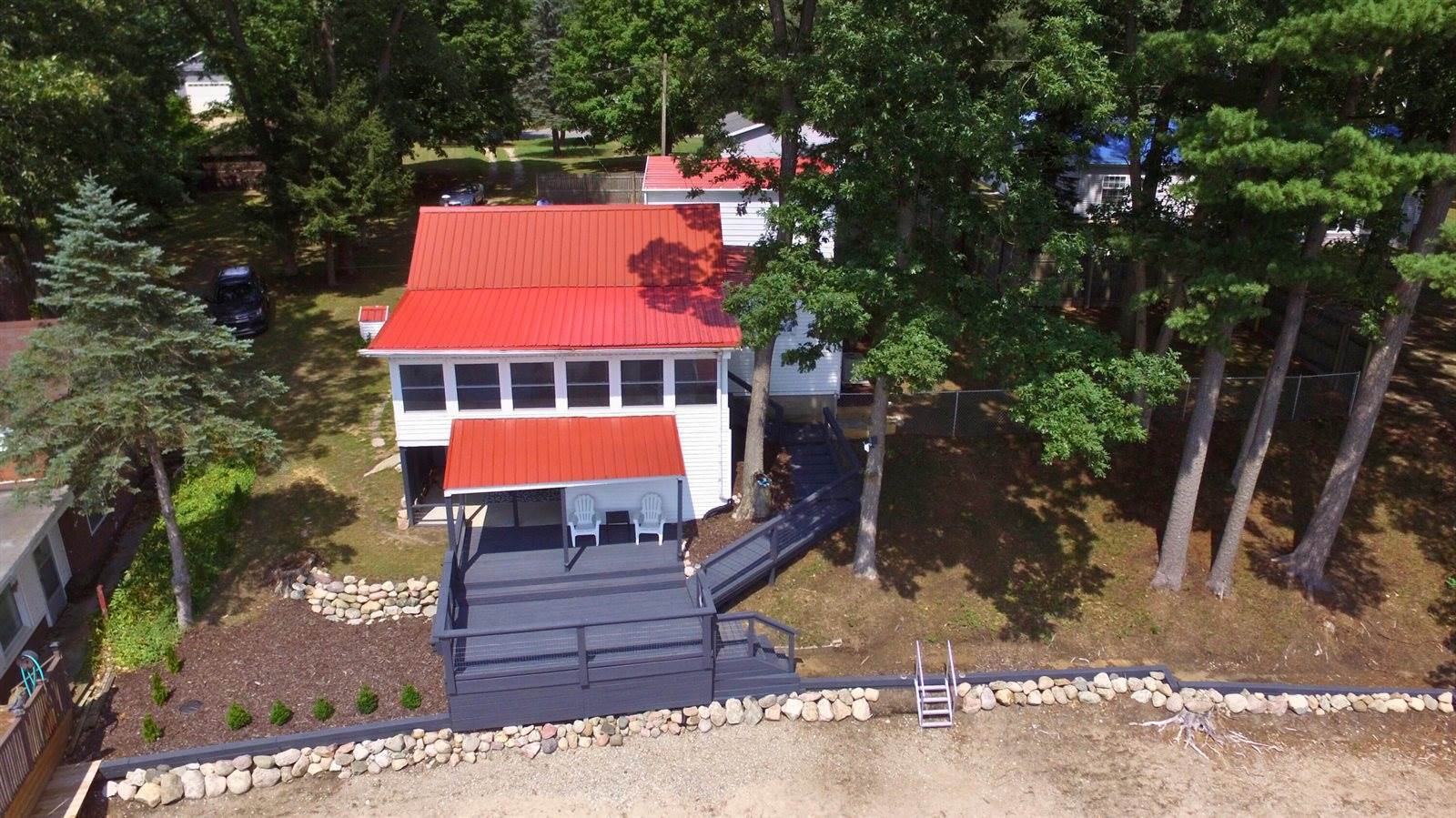 551 North Rock Lake Drive, Vestaburg, MI 48891