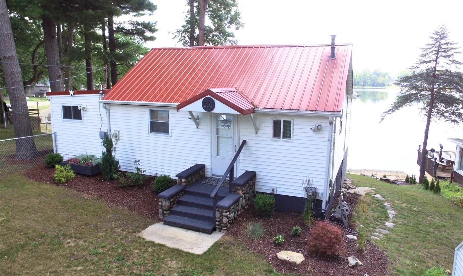 551 North Rock Lake Drive, Vestaburg, MI 48891