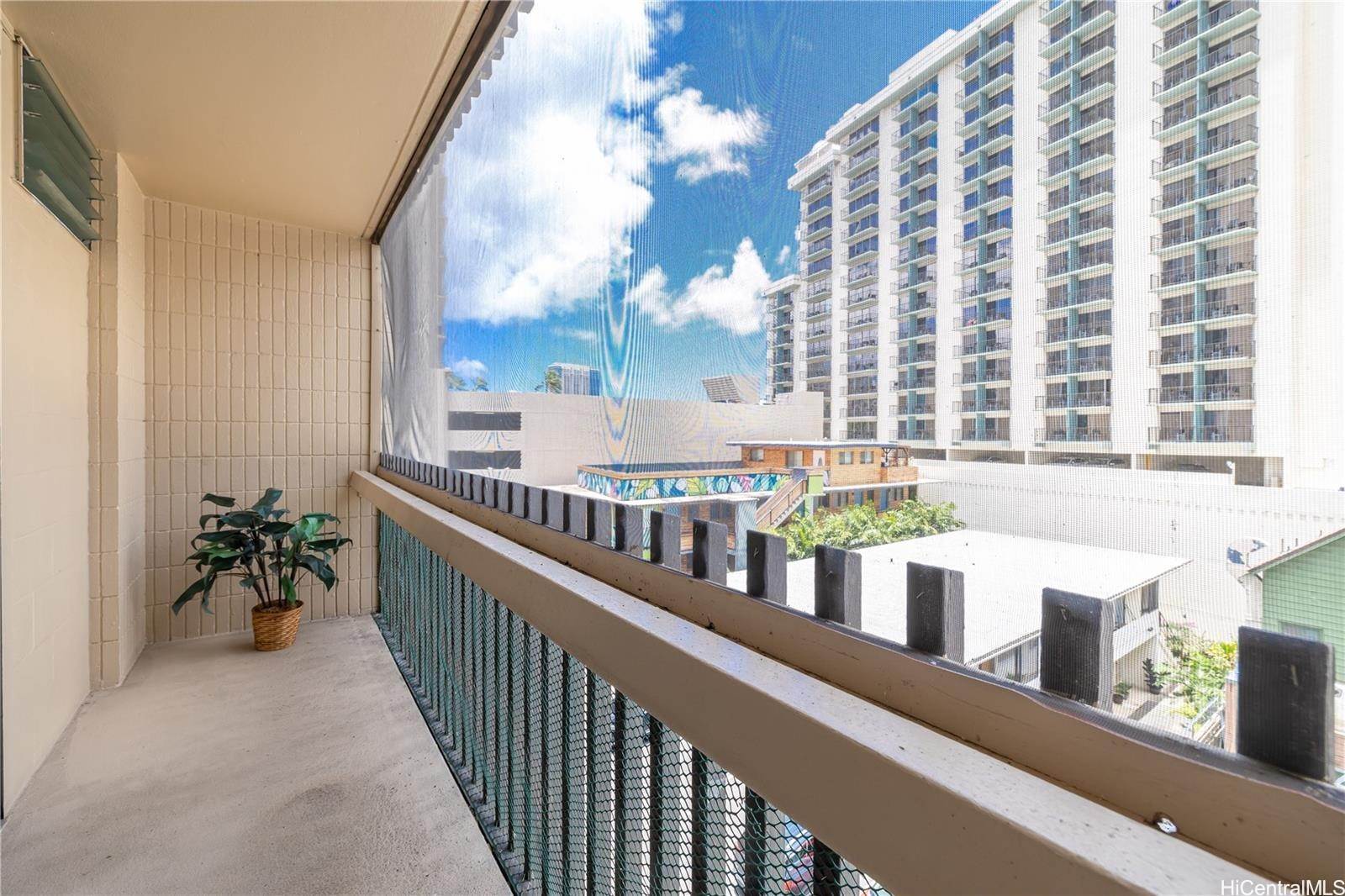 1911 Kalakaua Avenue, #406, Honolulu, HI 96815