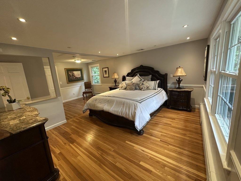 186 Pecunit Street, Canton, MA 02021