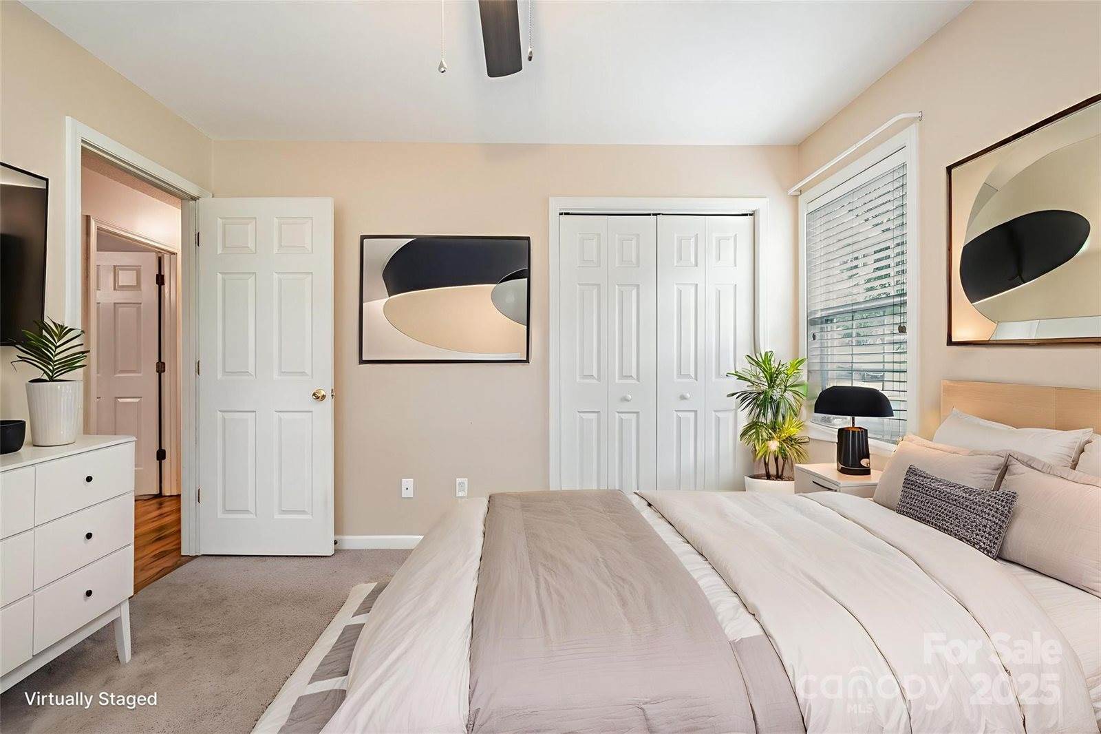 2076 Summerfield Circle, Conover, NC 28613