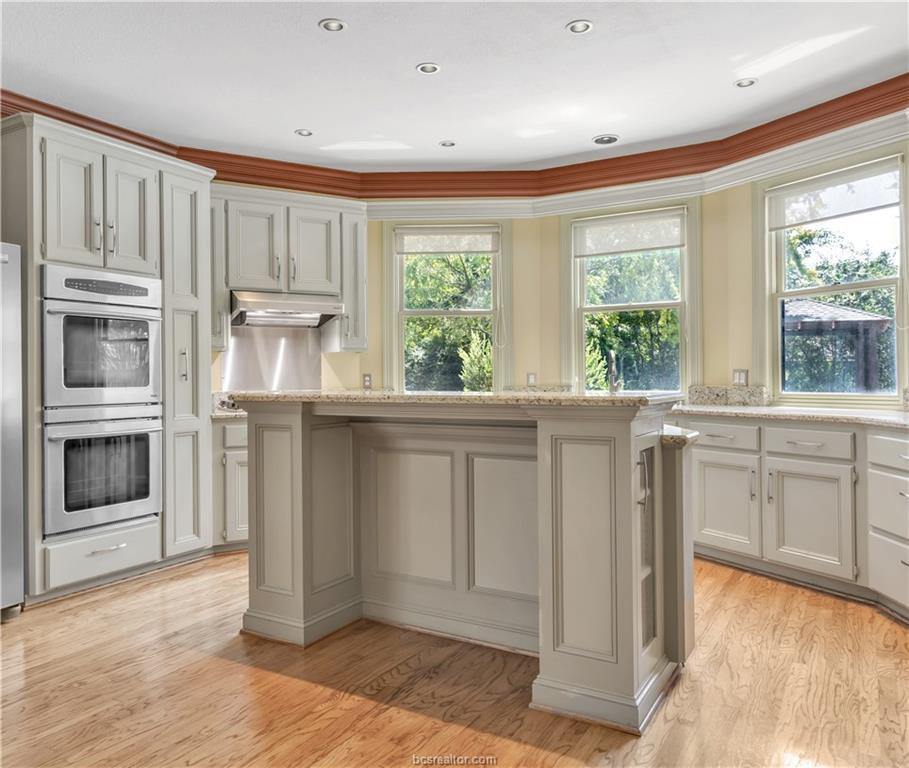 2904 Camille Drive, College Station, TX 77845