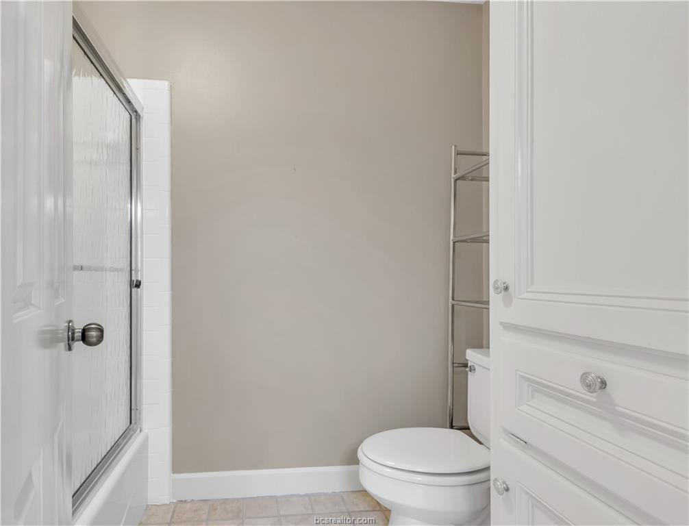 2904 Camille Drive, College Station, TX 77845