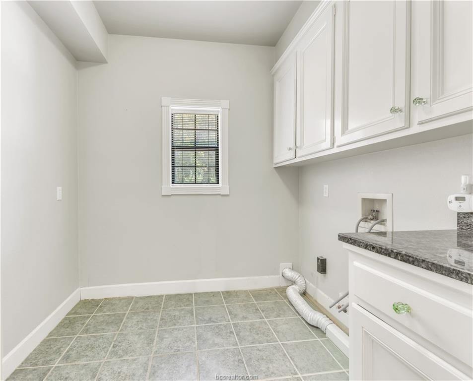 2904 Camille Drive, College Station, TX 77845