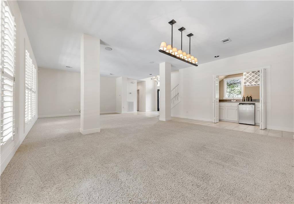 2904 Camille Drive, College Station, TX 77845