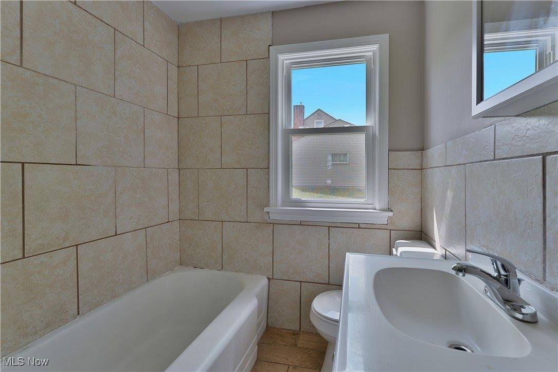 4528 Sheridan Road, Youngstown, OH 44514