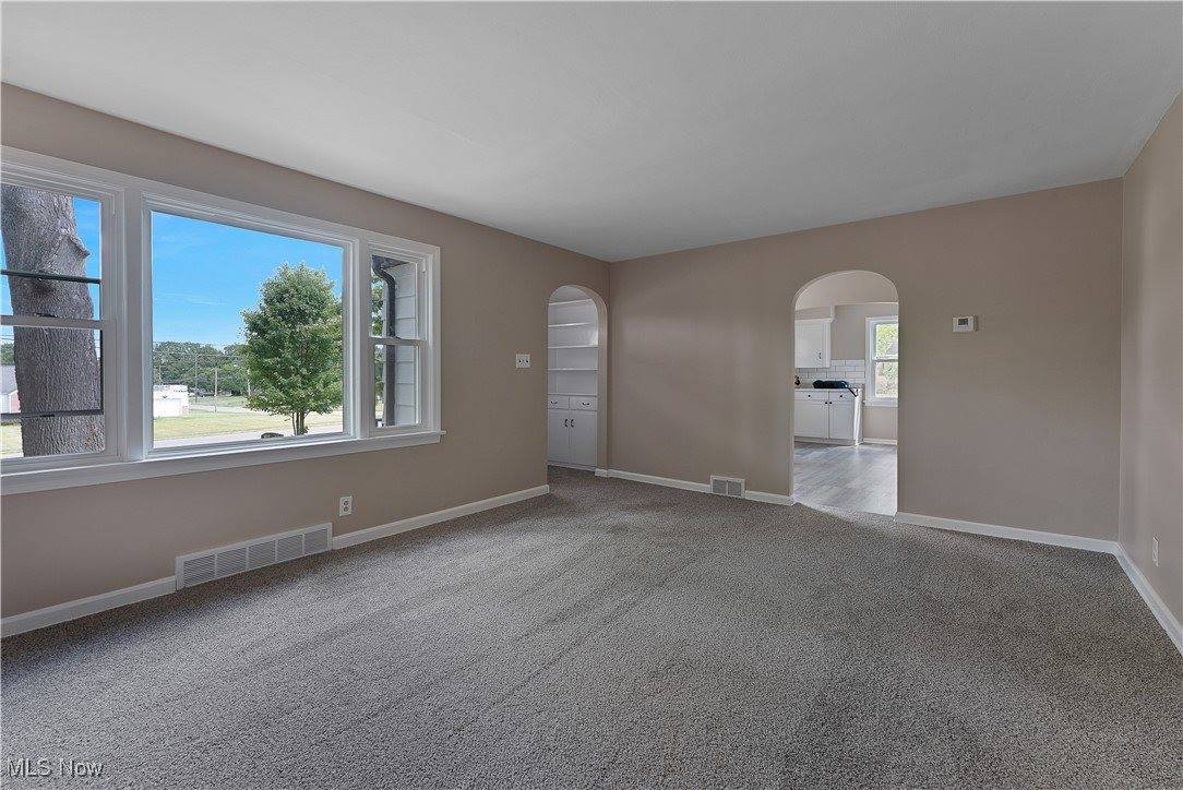 4528 Sheridan Road, Youngstown, OH 44514