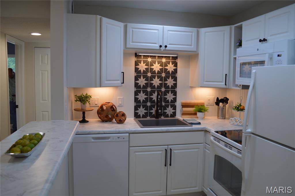 115 Lemans Court, #115, Lake Saint Louis, MO 63367