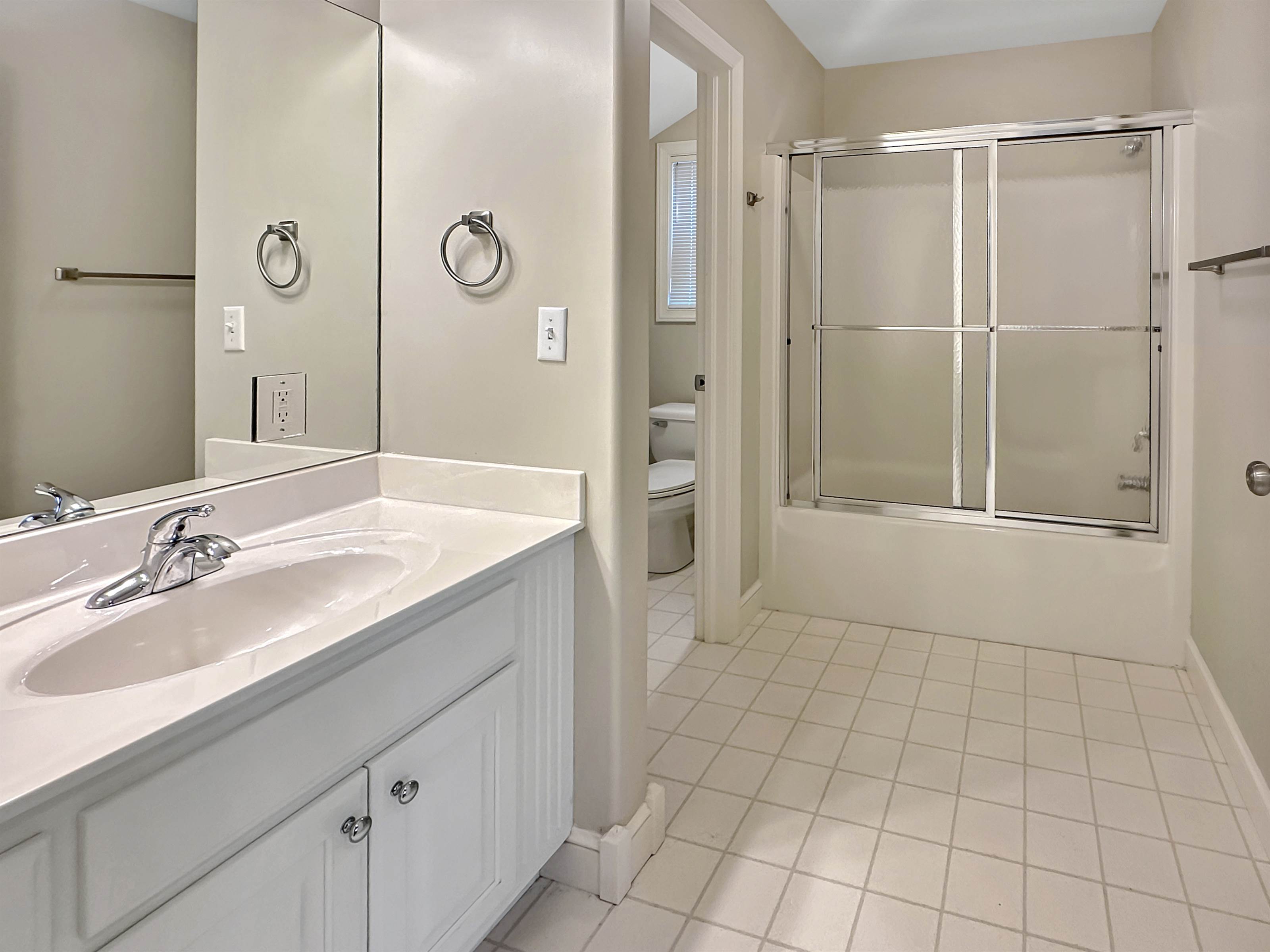 536 N Union, Loudonville, OH 44842