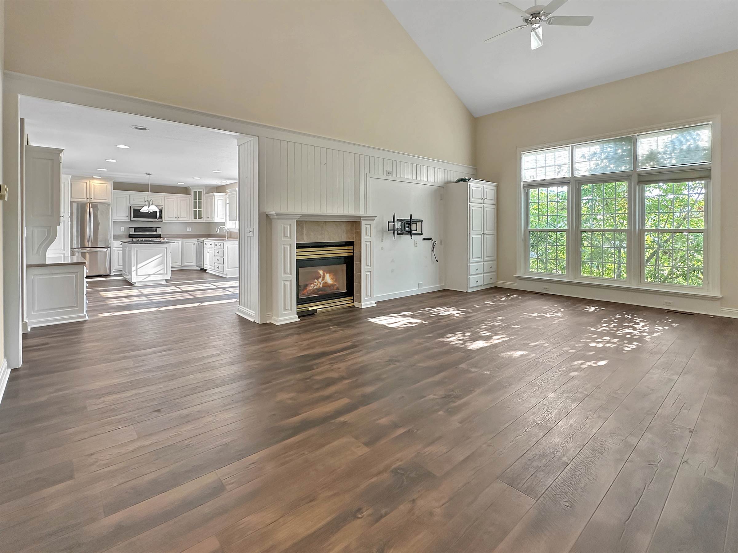 536 N Union, Loudonville, OH 44842