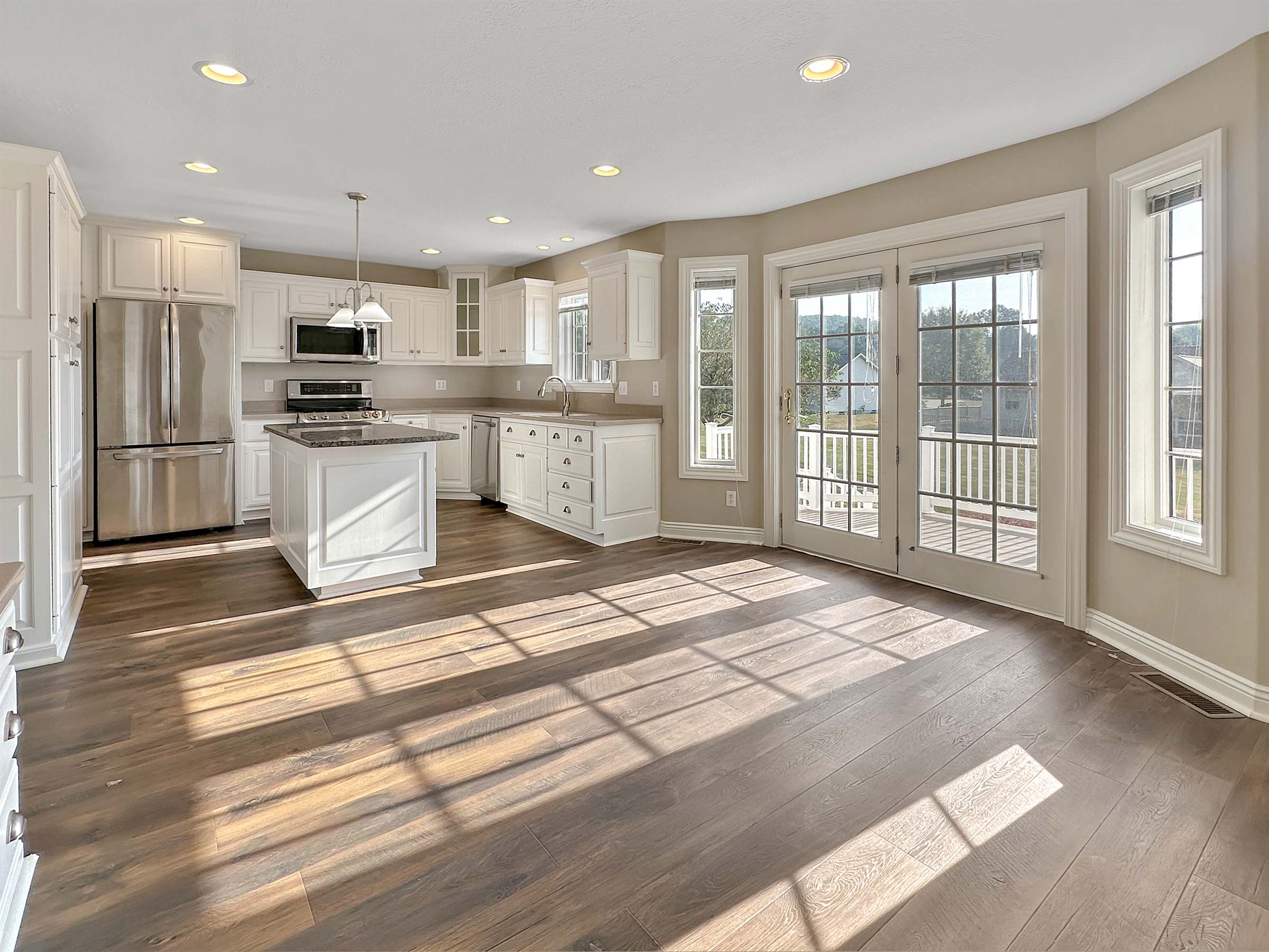 536 N Union, Loudonville, OH 44842