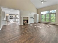 536 N Union, Loudonville, OH 44842