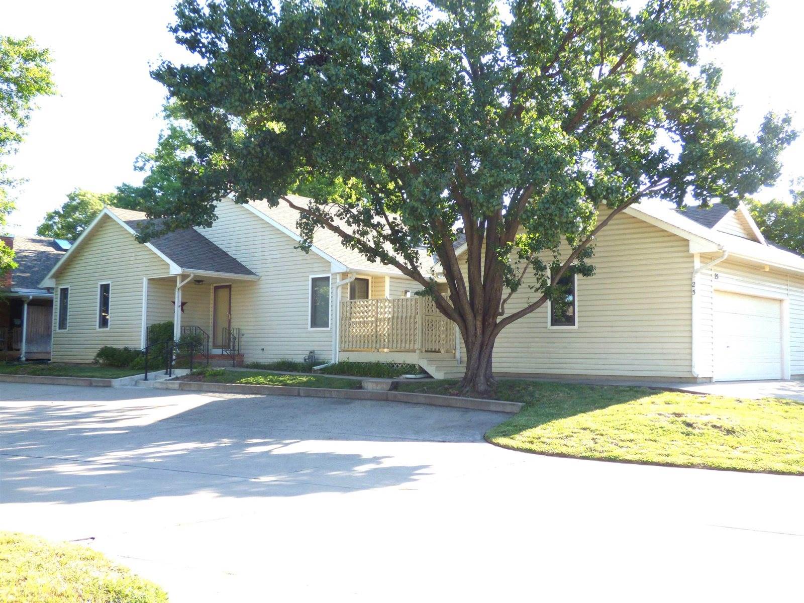 9111 West 21st St N #25, Wichita, KS 67205