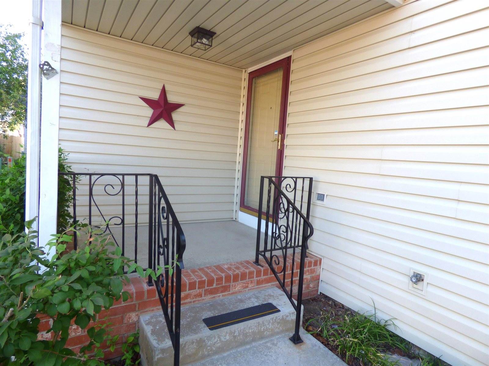 9111 West 21st St N #25, Wichita, KS 67205