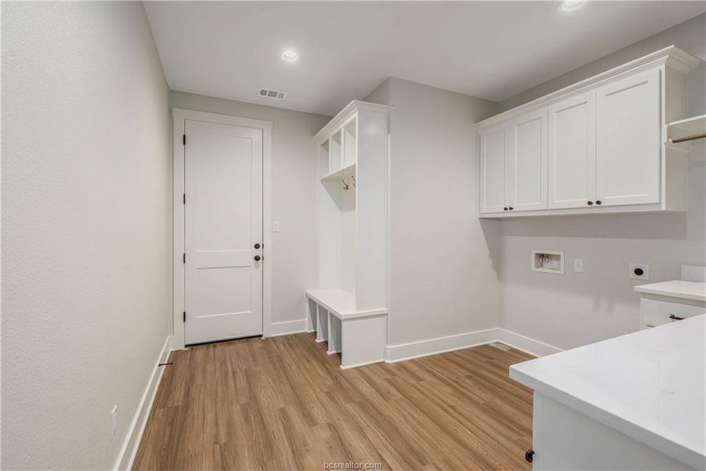 4833 White Ash Court, College Station, TX 77845