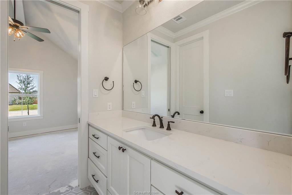 4833 White Ash Court, College Station, TX 77845