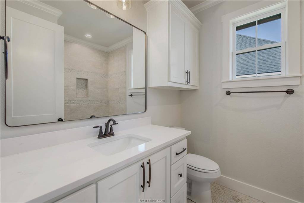 4833 White Ash Court, College Station, TX 77845