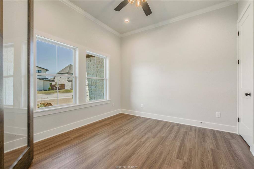 4833 White Ash Court, College Station, TX 77845