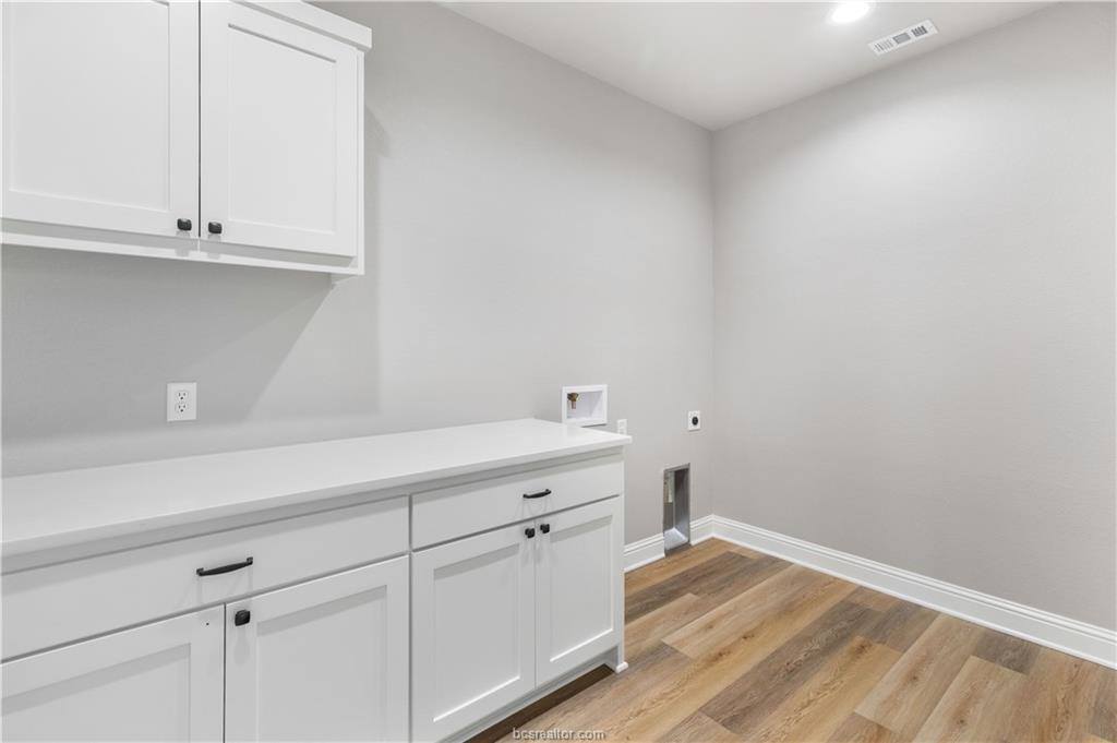 5004 Booth Falls Trail, Bryan, TX 77802