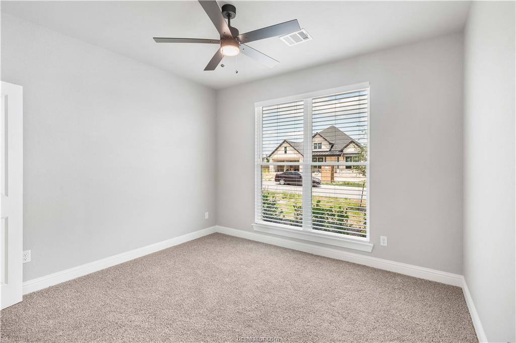 5004 Booth Falls Trail, Bryan, TX 77802