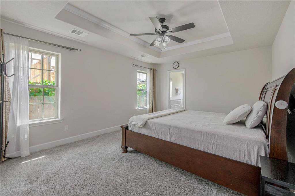 1011 Dove Chase Lane, College Station, TX 77845