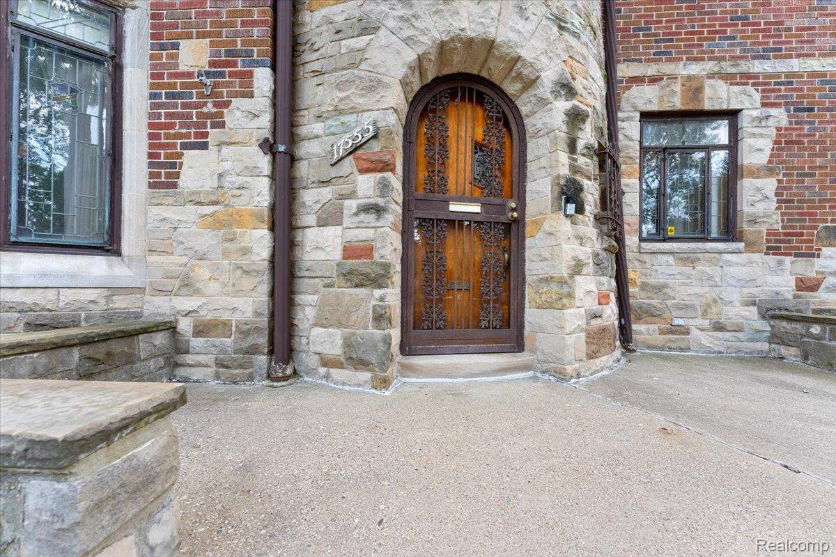 17555 Muirland, DetroitCity_Wayne, MI 48221