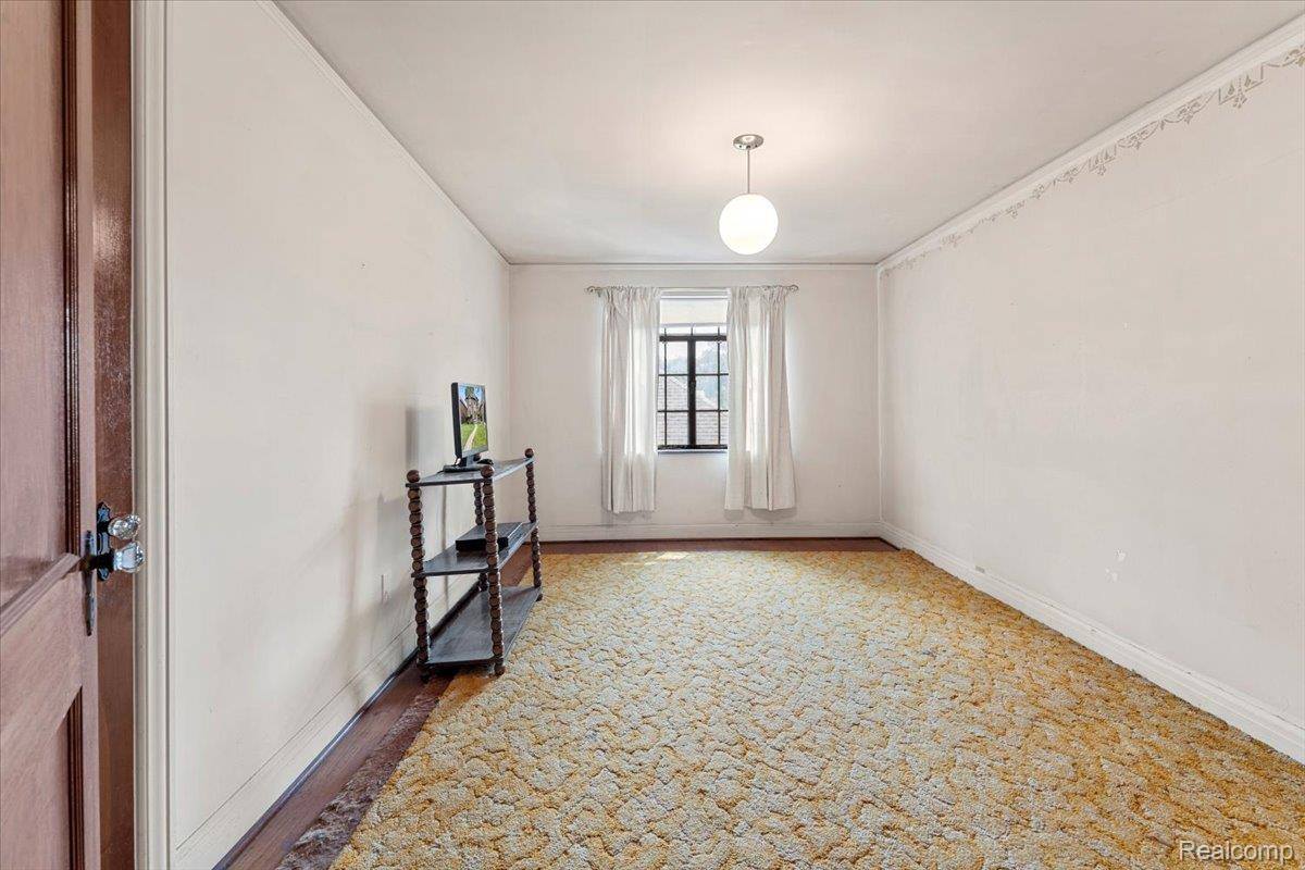 17555 Muirland, DetroitCity_Wayne, MI 48221