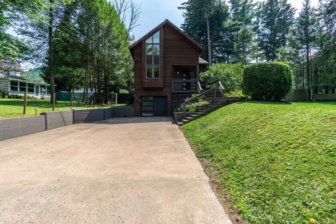 1008 Vestal Avenue, Binghamton, NY 13903