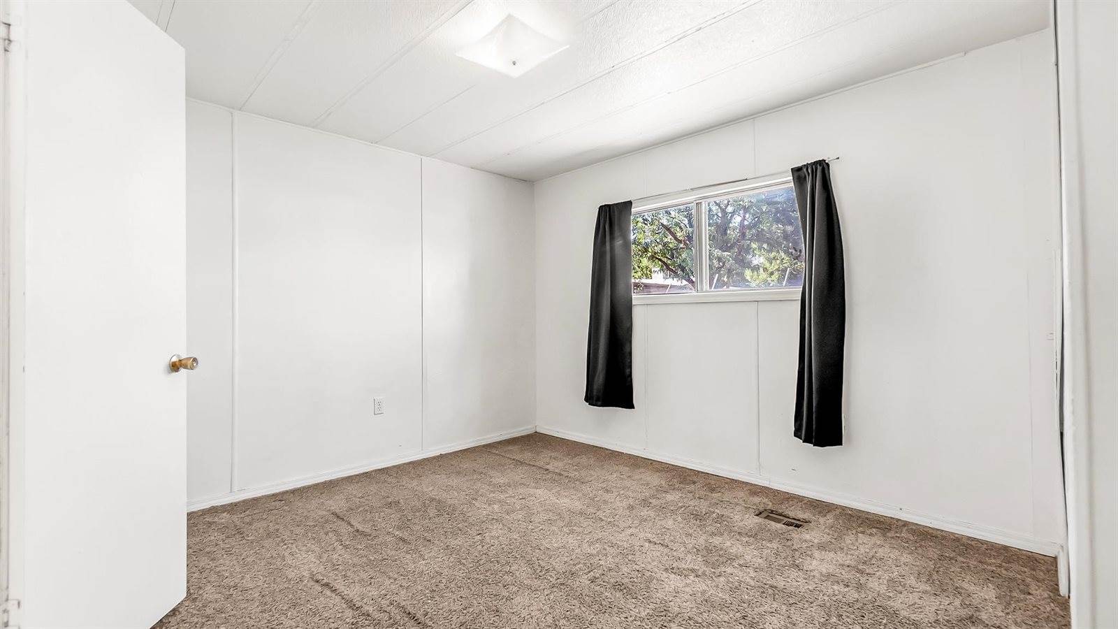 2982 1/2 Mesa Avenue, Grand Junction, CO 81504