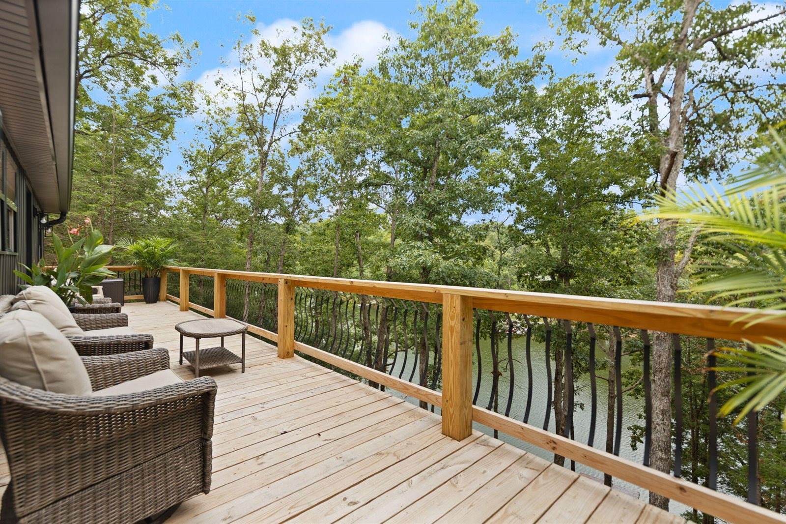 1265 Cliffs Edge Road, East Bernstadt, KY 40729