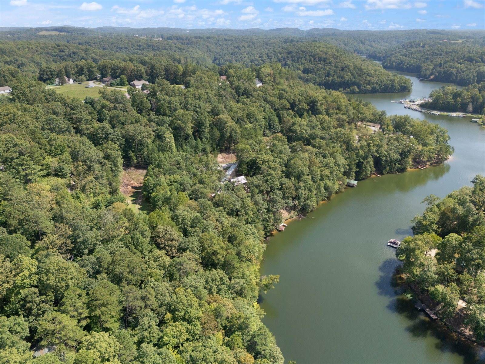 1265 Cliffs Edge Road, East Bernstadt, KY 40729