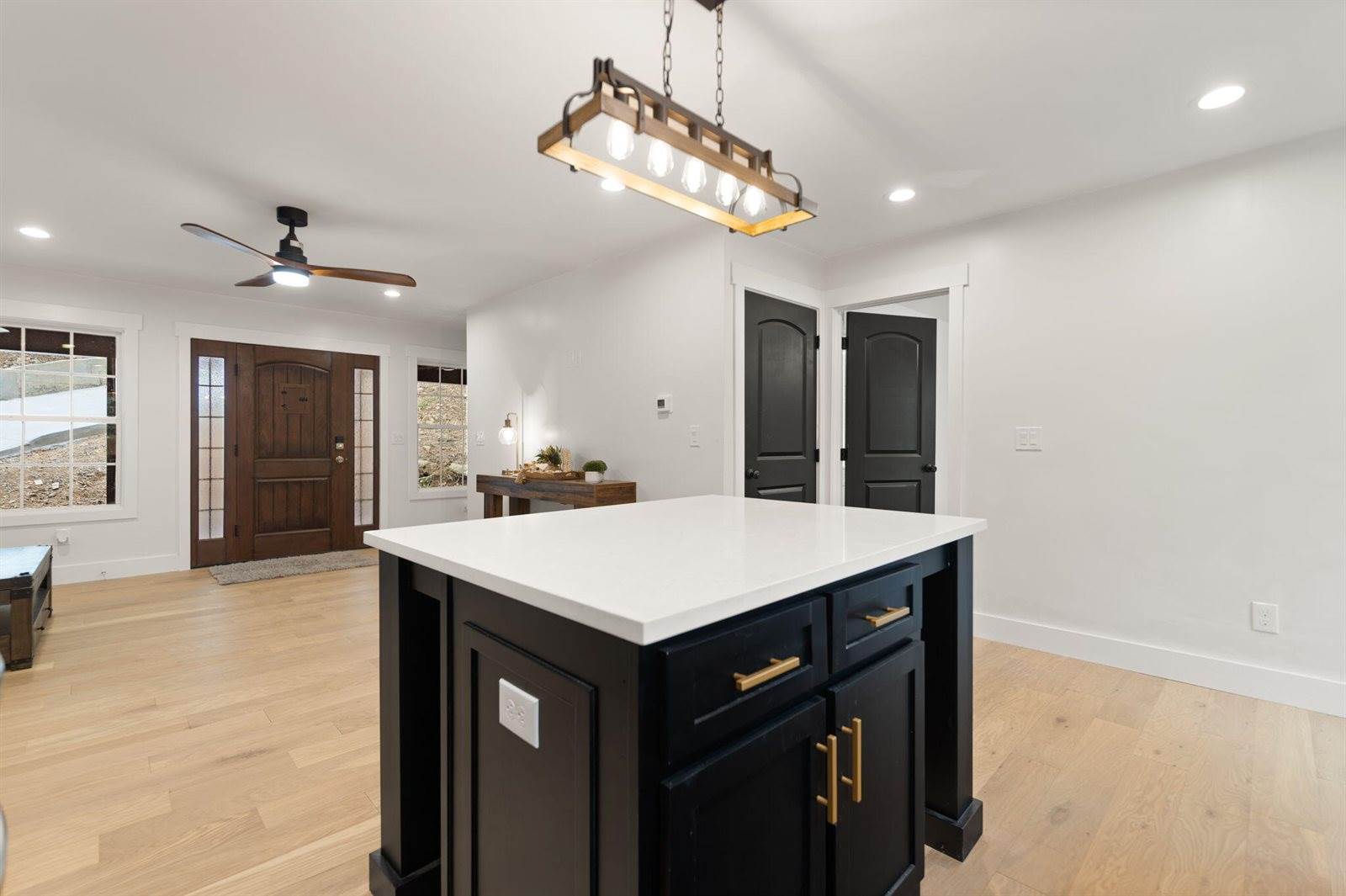 1265 Cliffs Edge Road, East Bernstadt, KY 40729