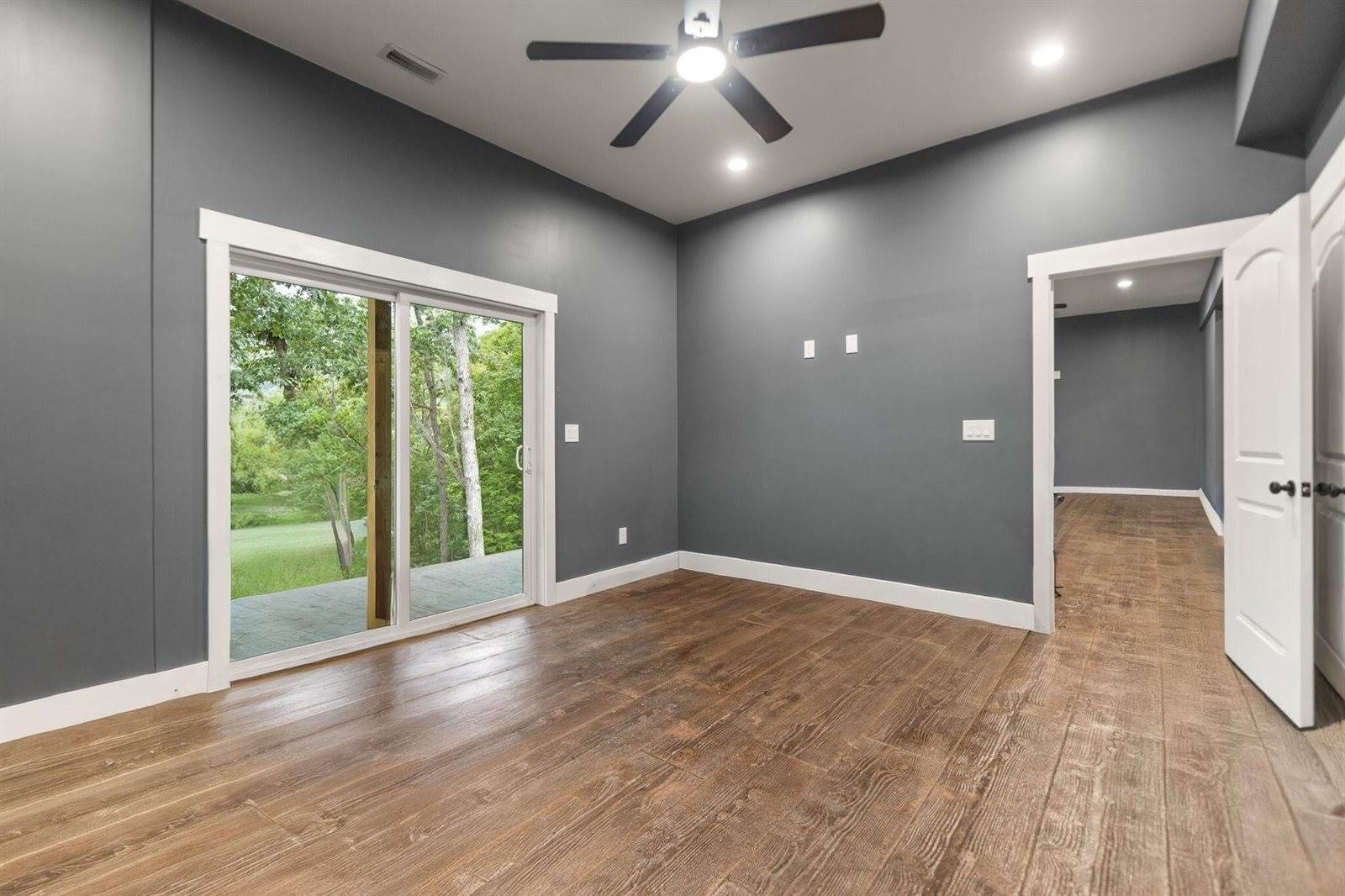 1265 Cliffs Edge Road, East Bernstadt, KY 40729