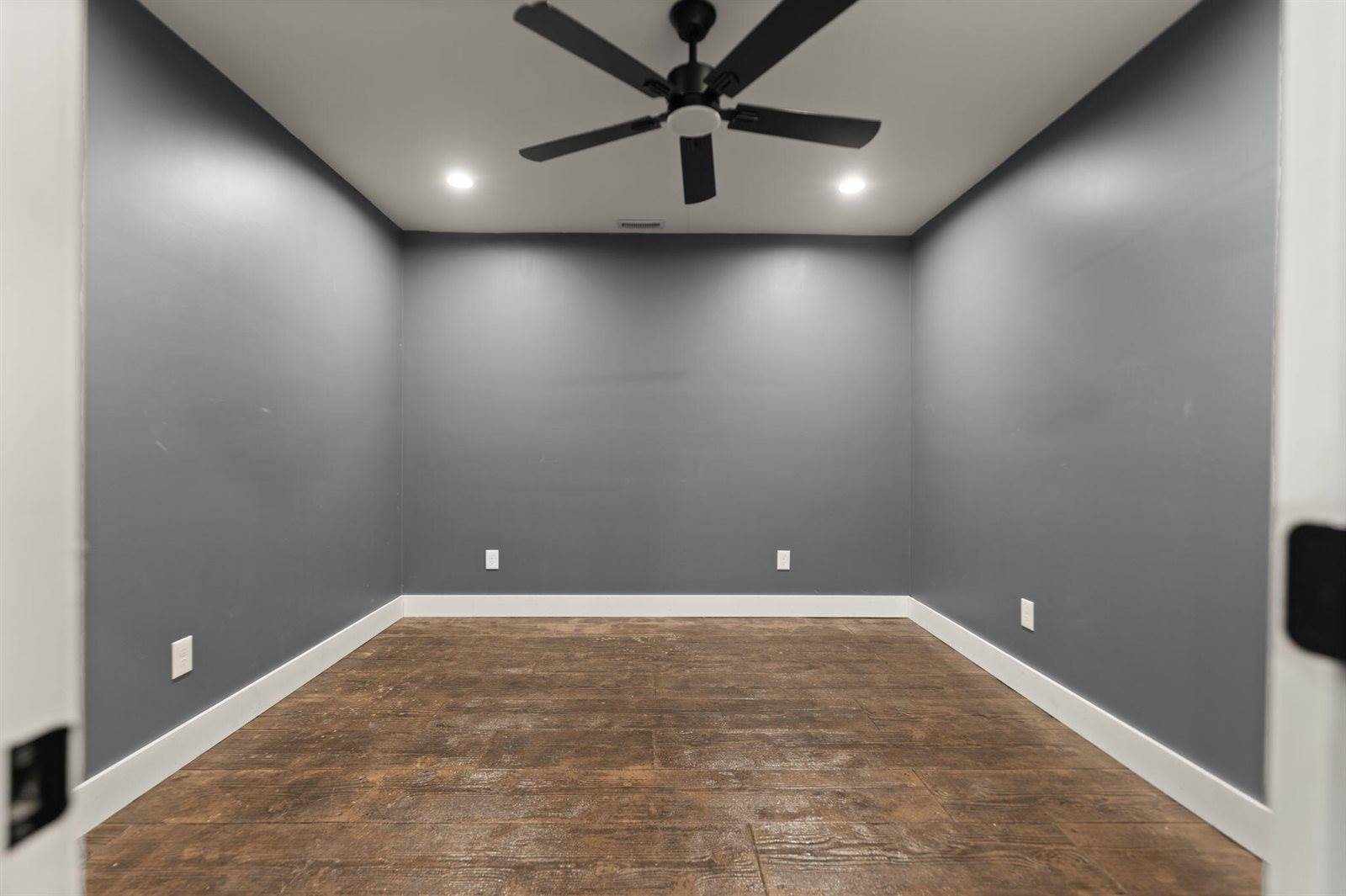 1265 Cliffs Edge Road, East Bernstadt, KY 40729