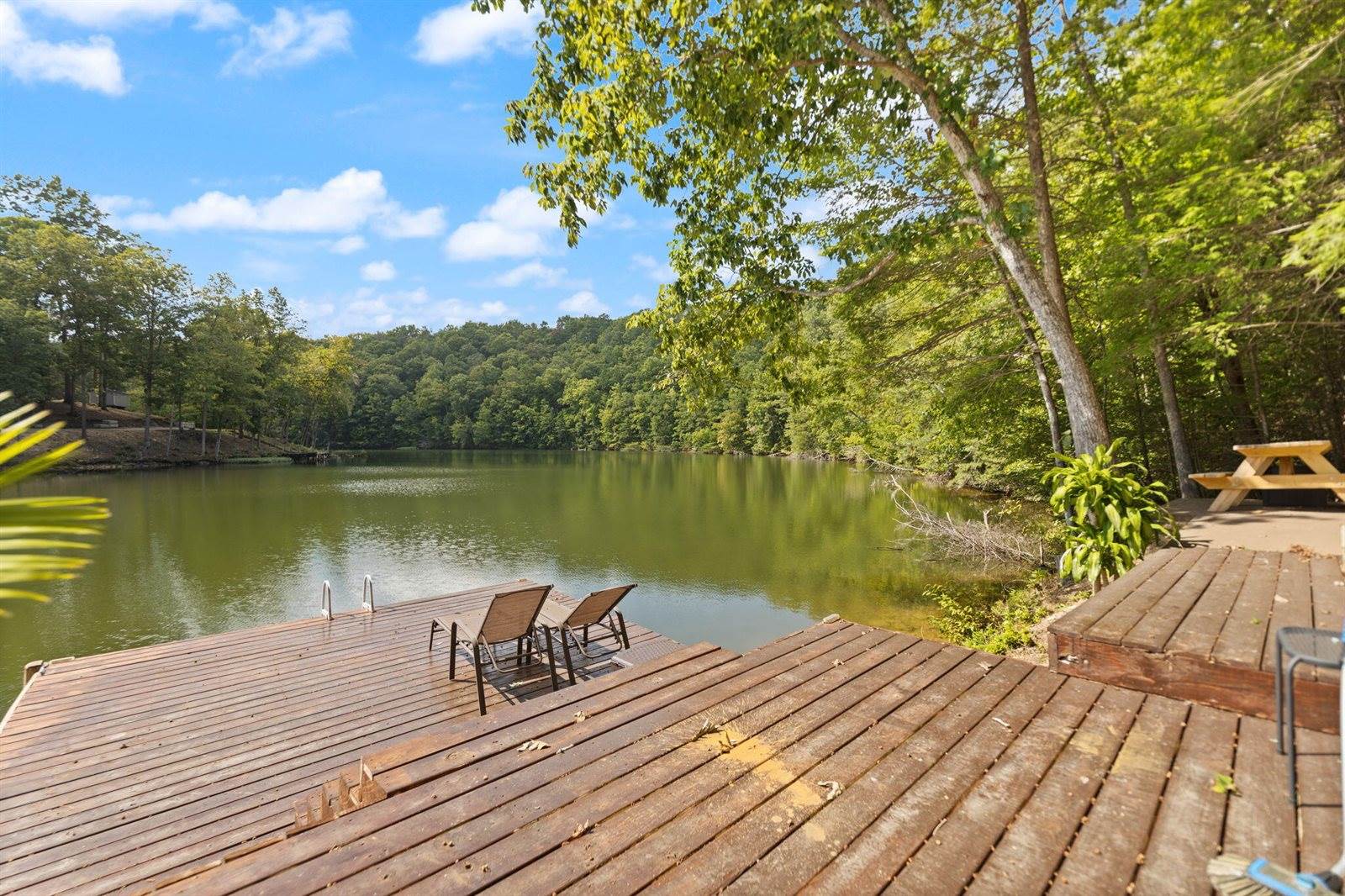 1265 Cliffs Edge Road, East Bernstadt, KY 40729