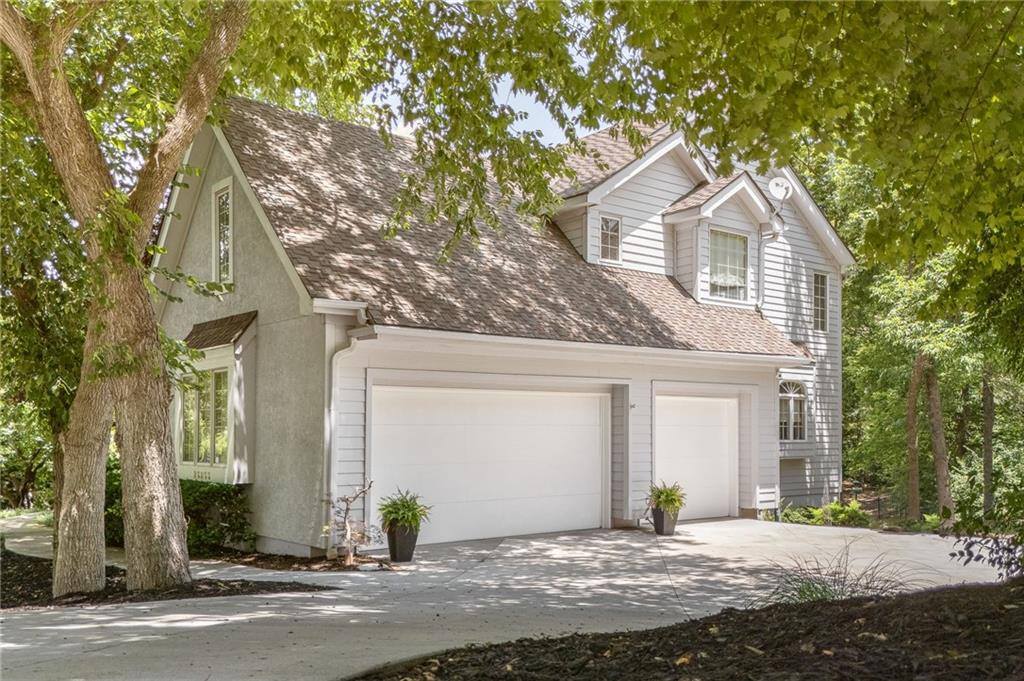 26266 West 110th Terrace, Olathe, KS 66061