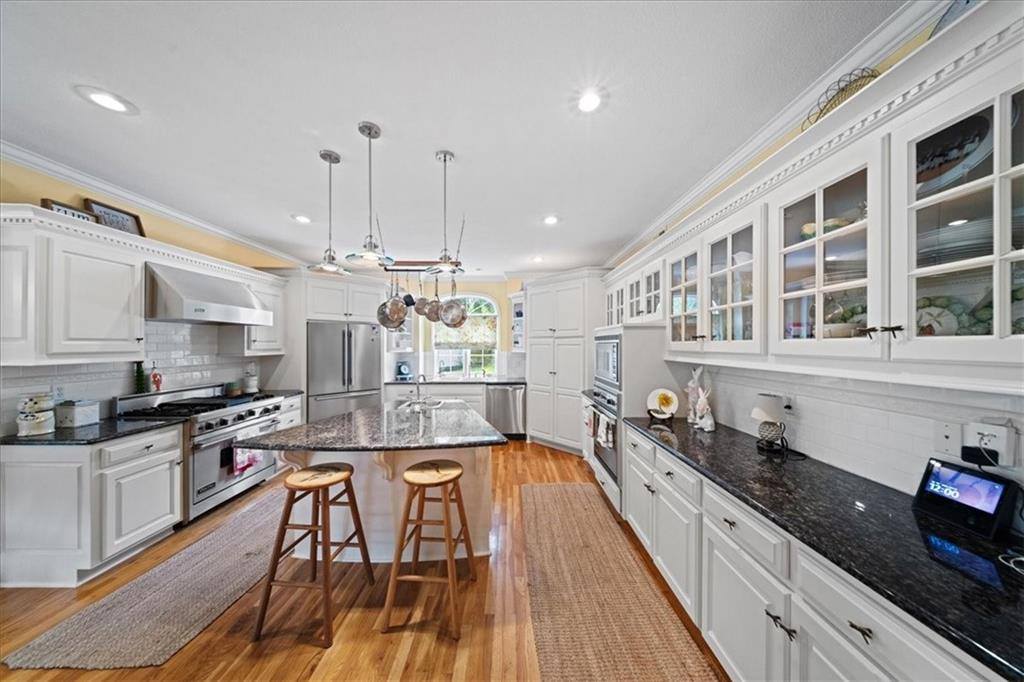 26266 West 110th Terrace, Olathe, KS 66061