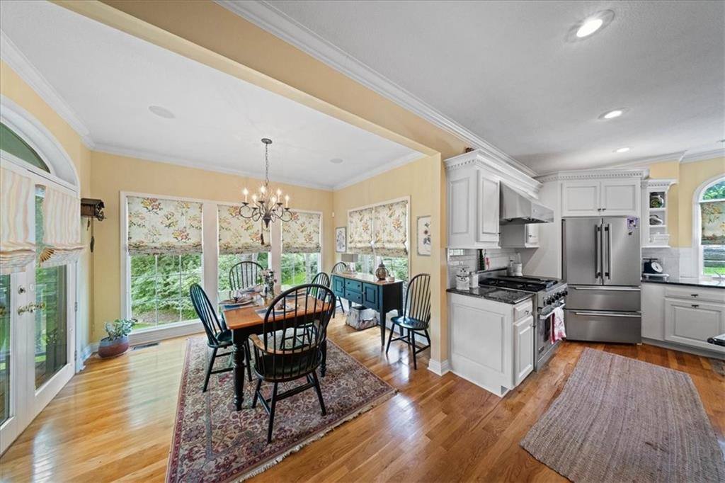 26266 West 110th Terrace, Olathe, KS 66061