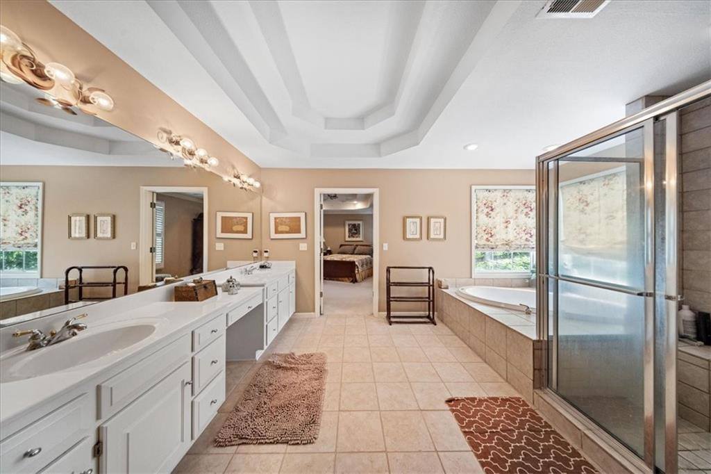 26266 West 110th Terrace, Olathe, KS 66061