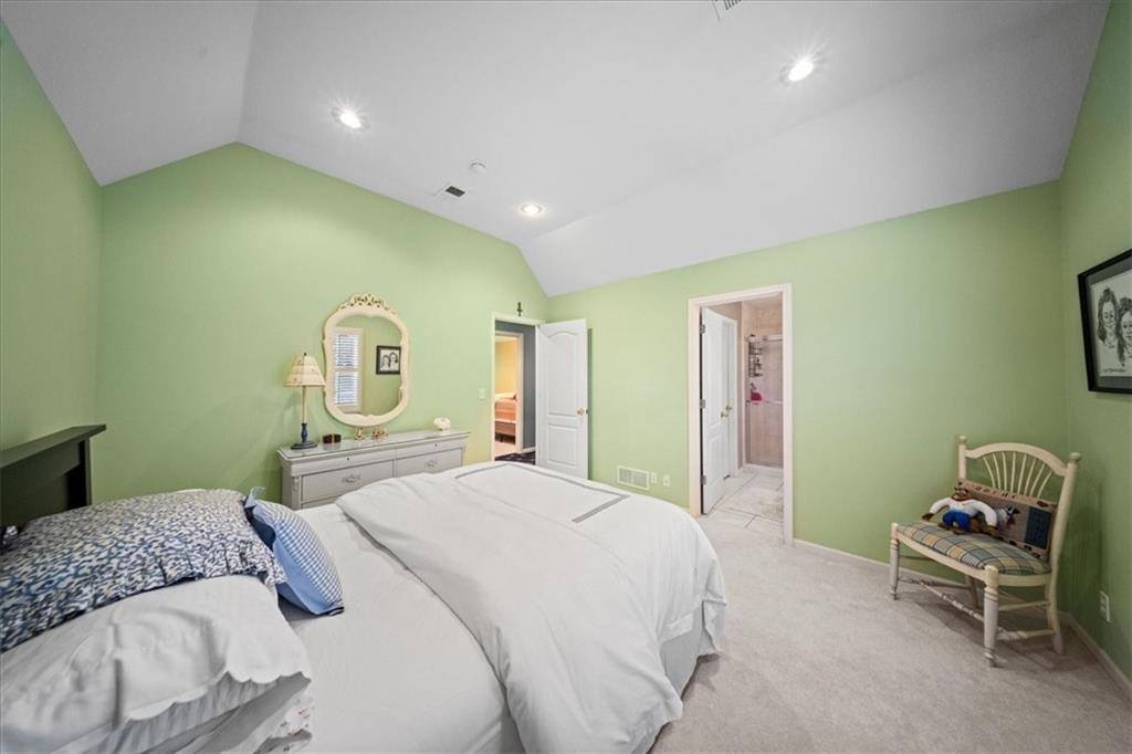 26266 West 110th Terrace, Olathe, KS 66061