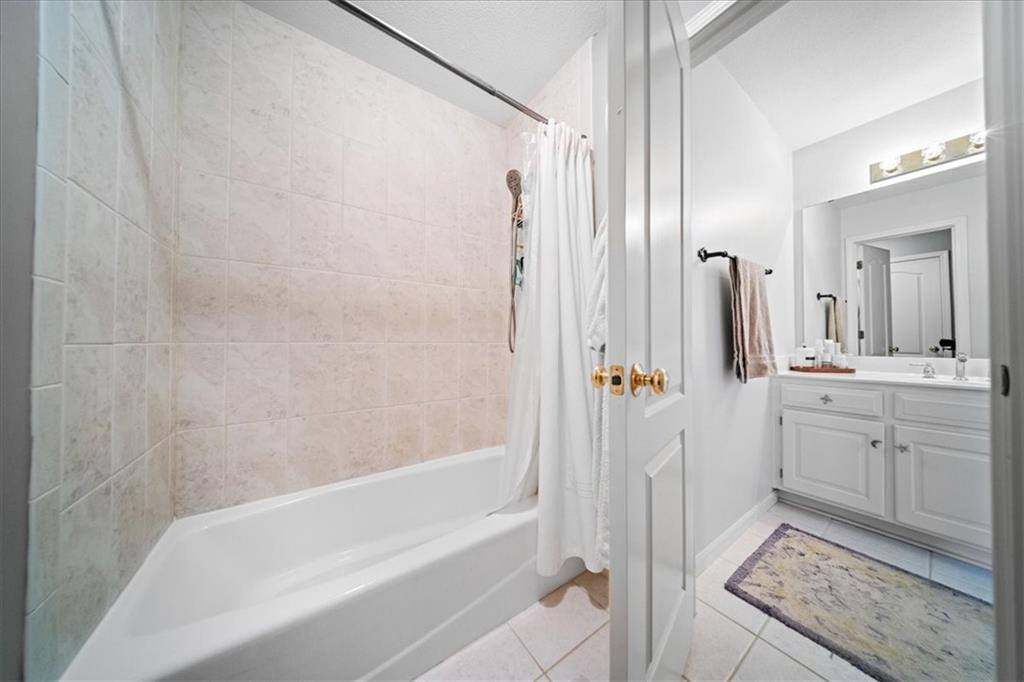 26266 West 110th Terrace, Olathe, KS 66061