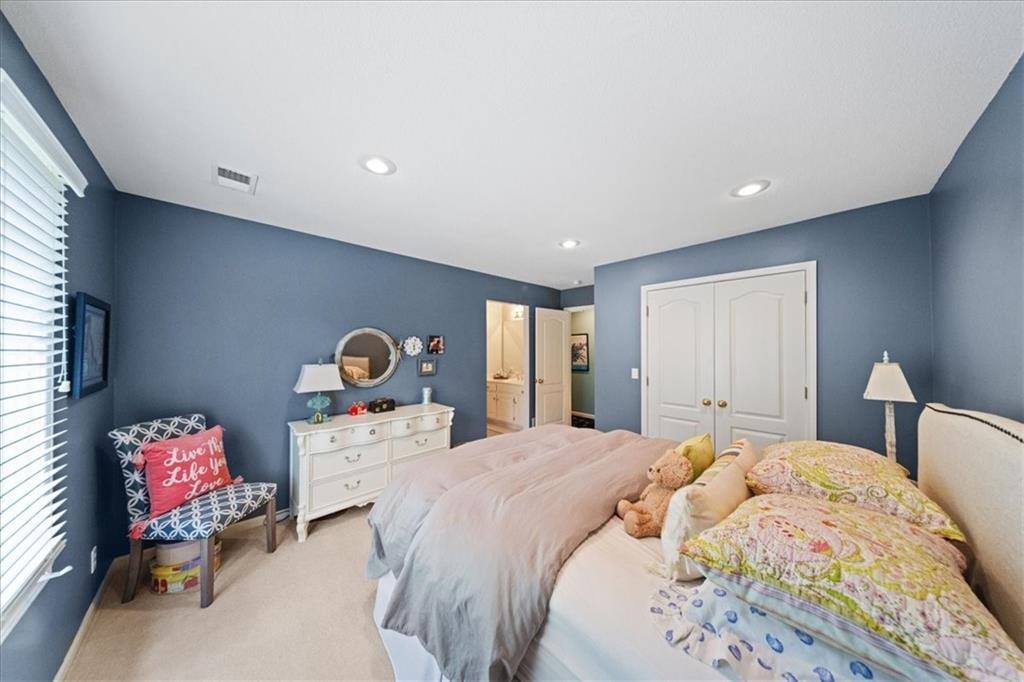 26266 West 110th Terrace, Olathe, KS 66061