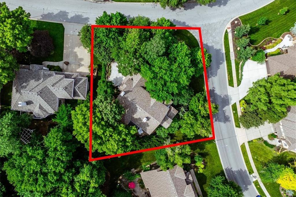 26266 West 110th Terrace, Olathe, KS 66061